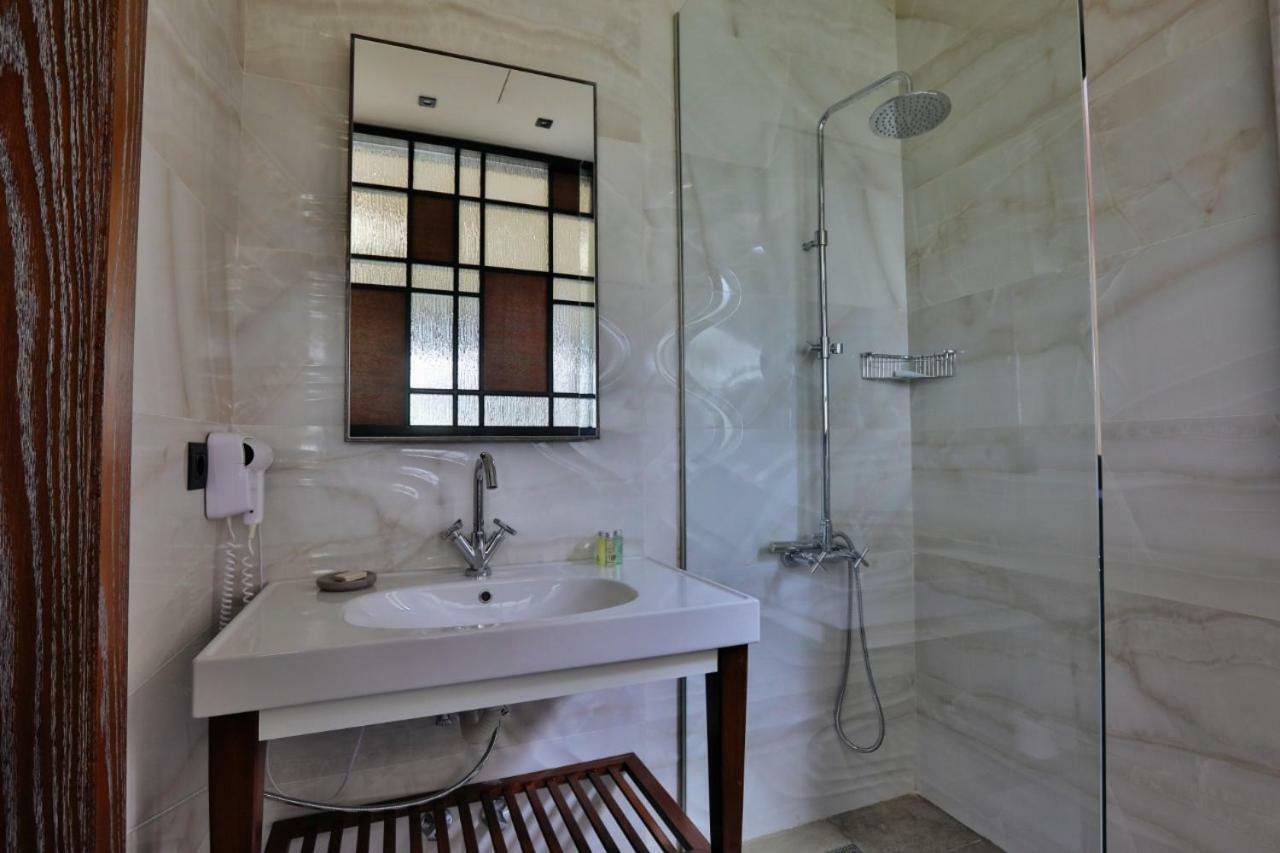 El Boutique Hotel 티레 외부 사진