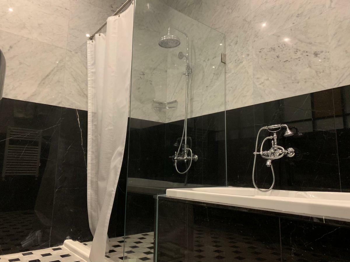 El Boutique Hotel 티레 외부 사진