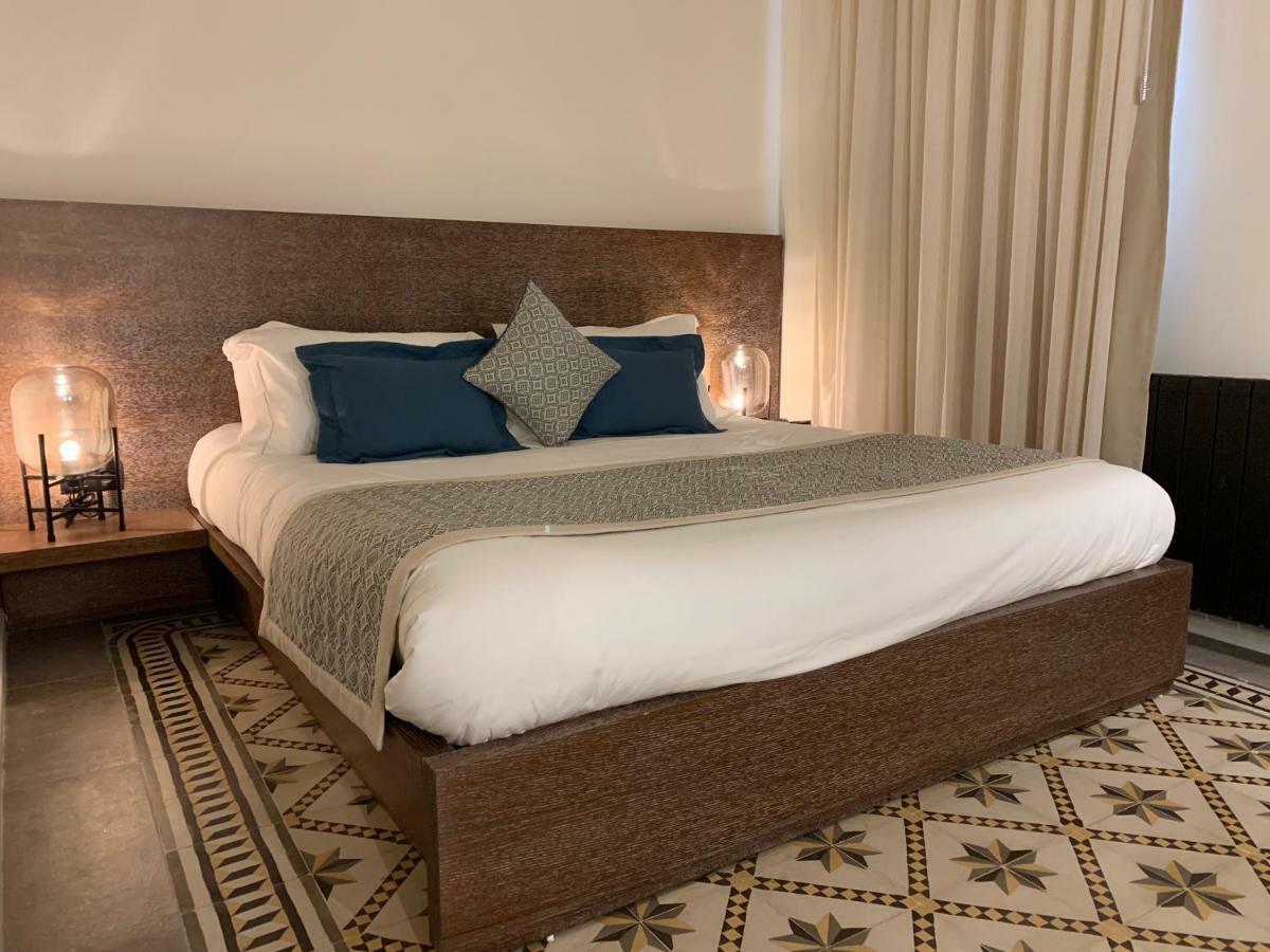 El Boutique Hotel 티레 외부 사진